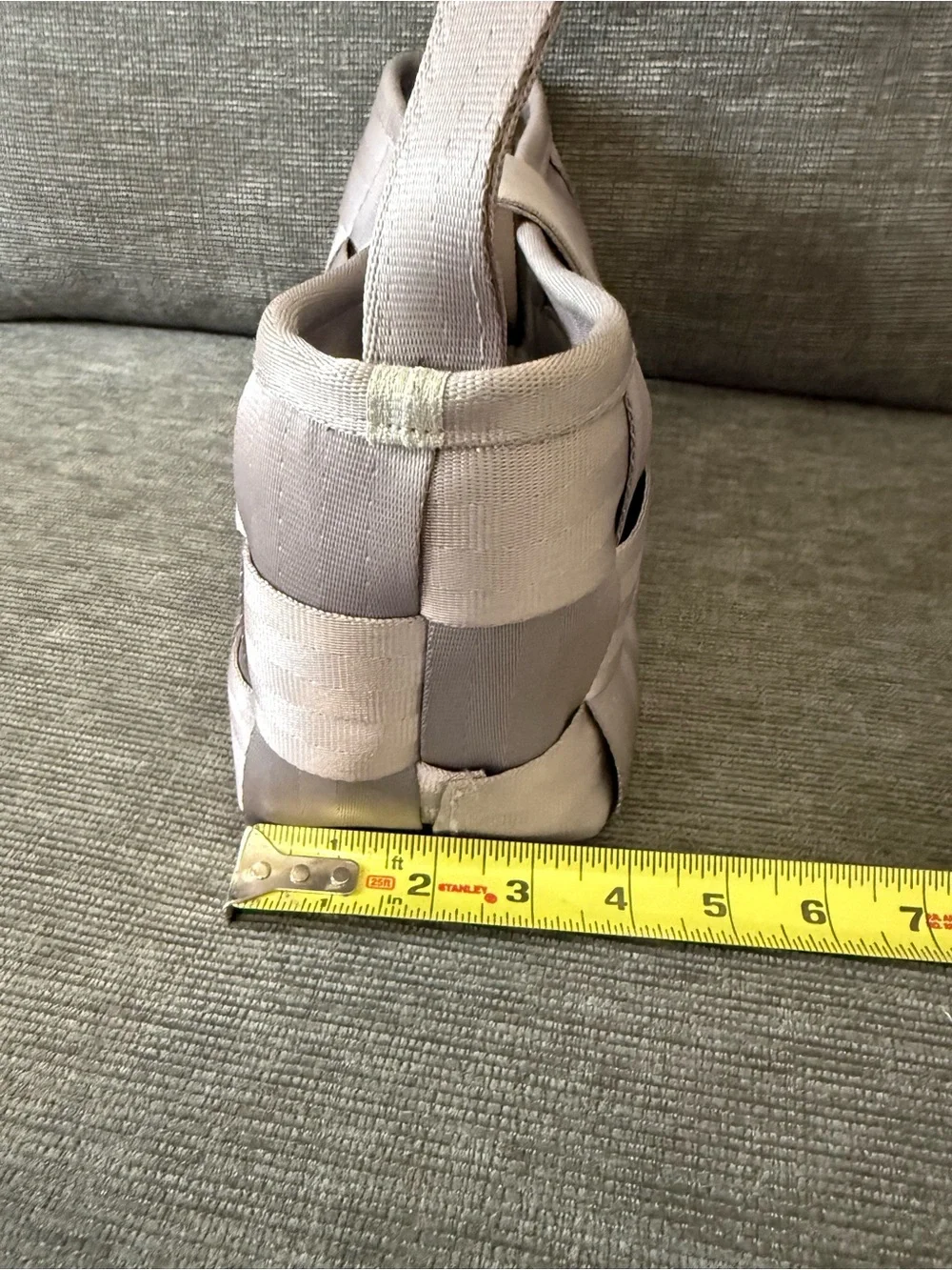 Original Harvey’s seatbelt bag. Grey/silver. Good condition. - Picture 3 of 12